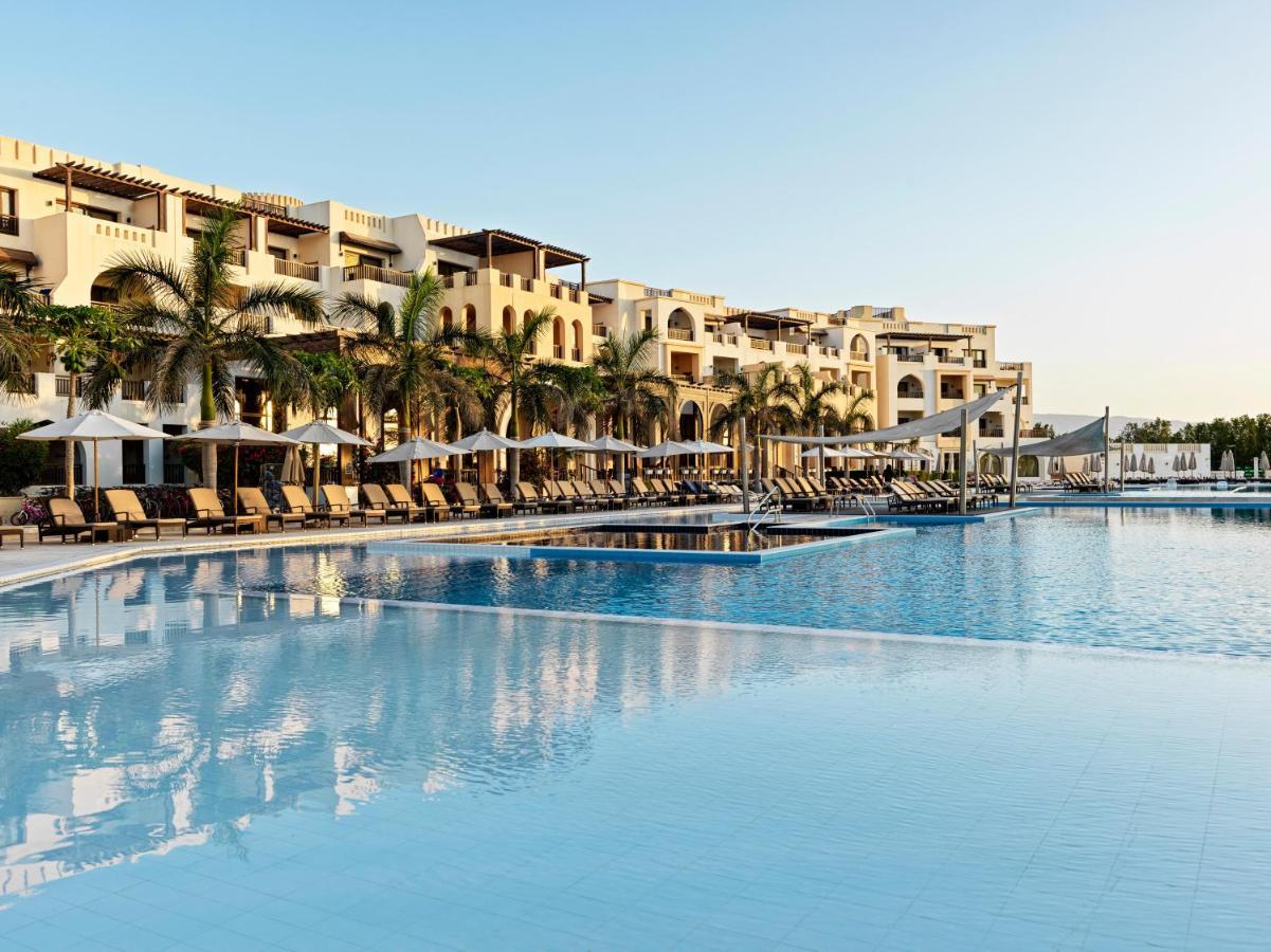 Fanar Hotel & Residences Salalah Exterior foto The Oberoi, Muscat